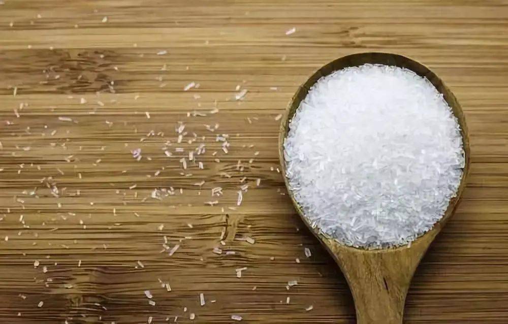 é¸¡ç²¾åå³ç²¾